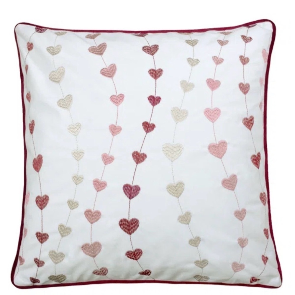 NWOT Duplantis Embroidery White/Pink Heart Patterned Valentine’s Day Pillow ❤️ - Picture 3 of 7